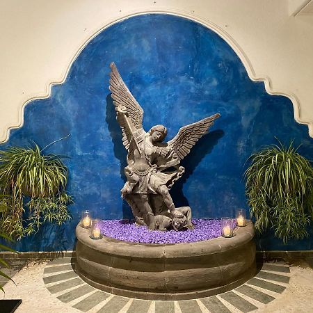 Casa Arbol Hotel Альенде Экстерьер фото