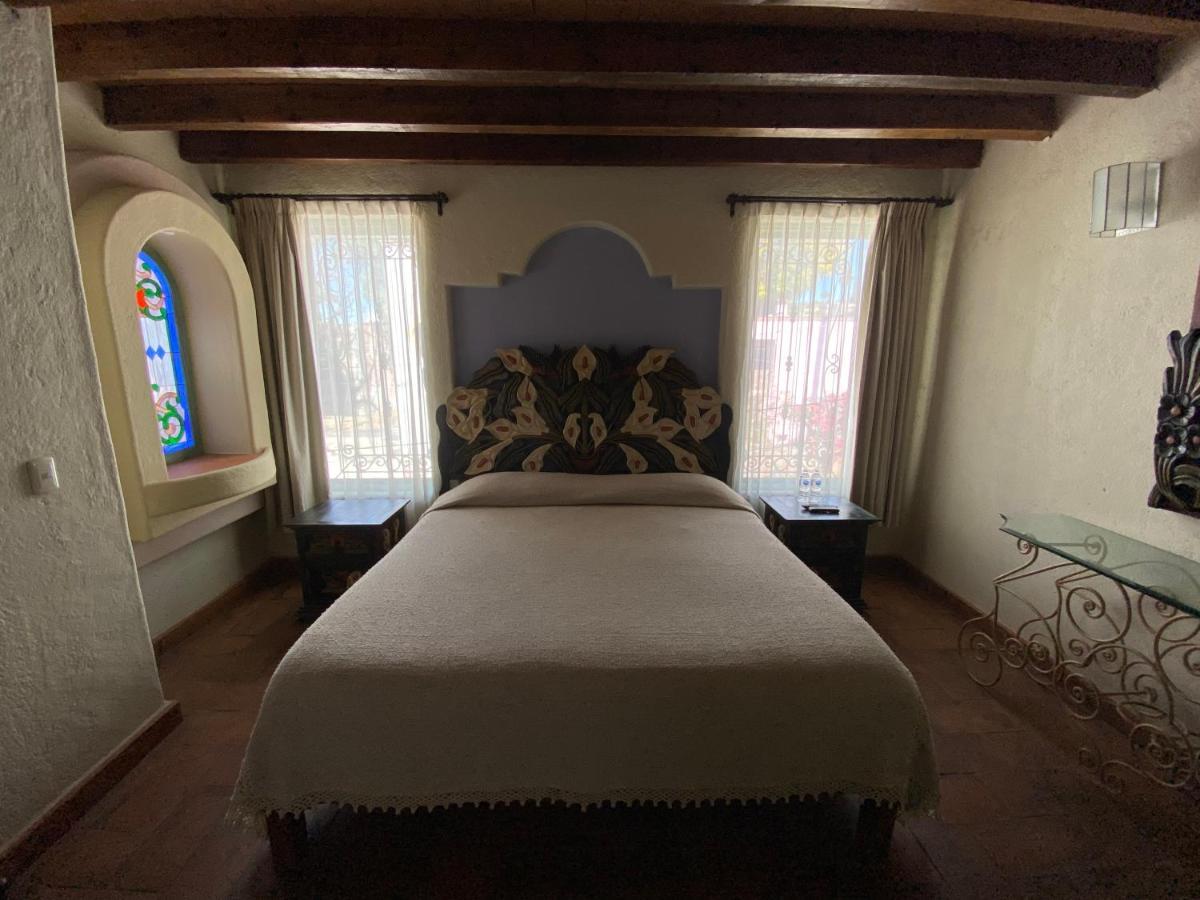 Casa Arbol Hotel Альенде Экстерьер фото