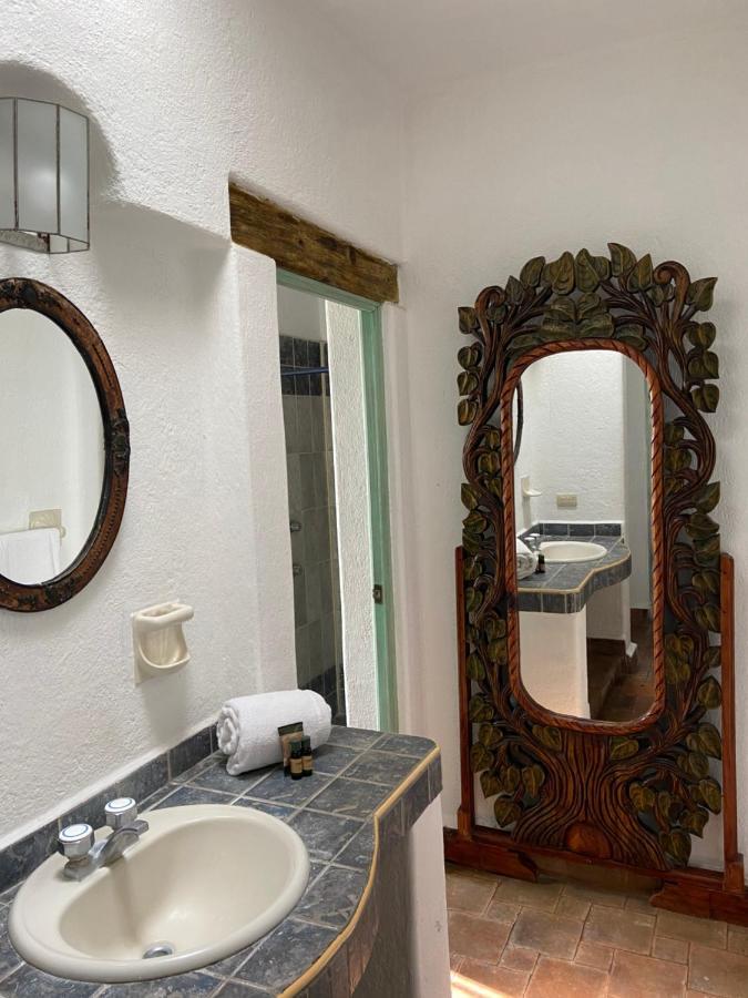 Casa Arbol Hotel Альенде Экстерьер фото
